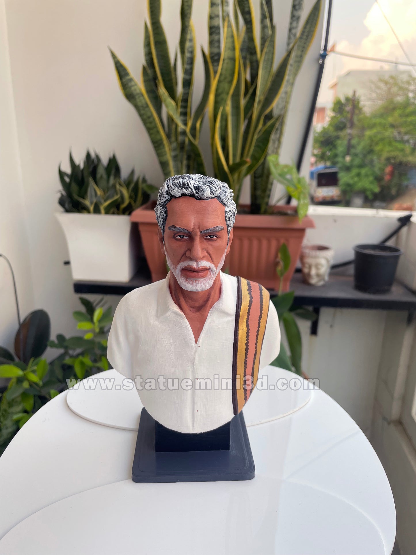 Personalized 3D Half-Bust Figurine – Thoughtful Gift for Grandfather
